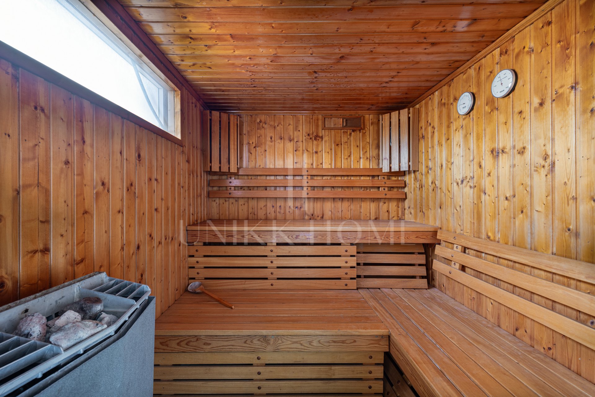 Penthouse for sale in Les Belvederes, Nueva Andalucia