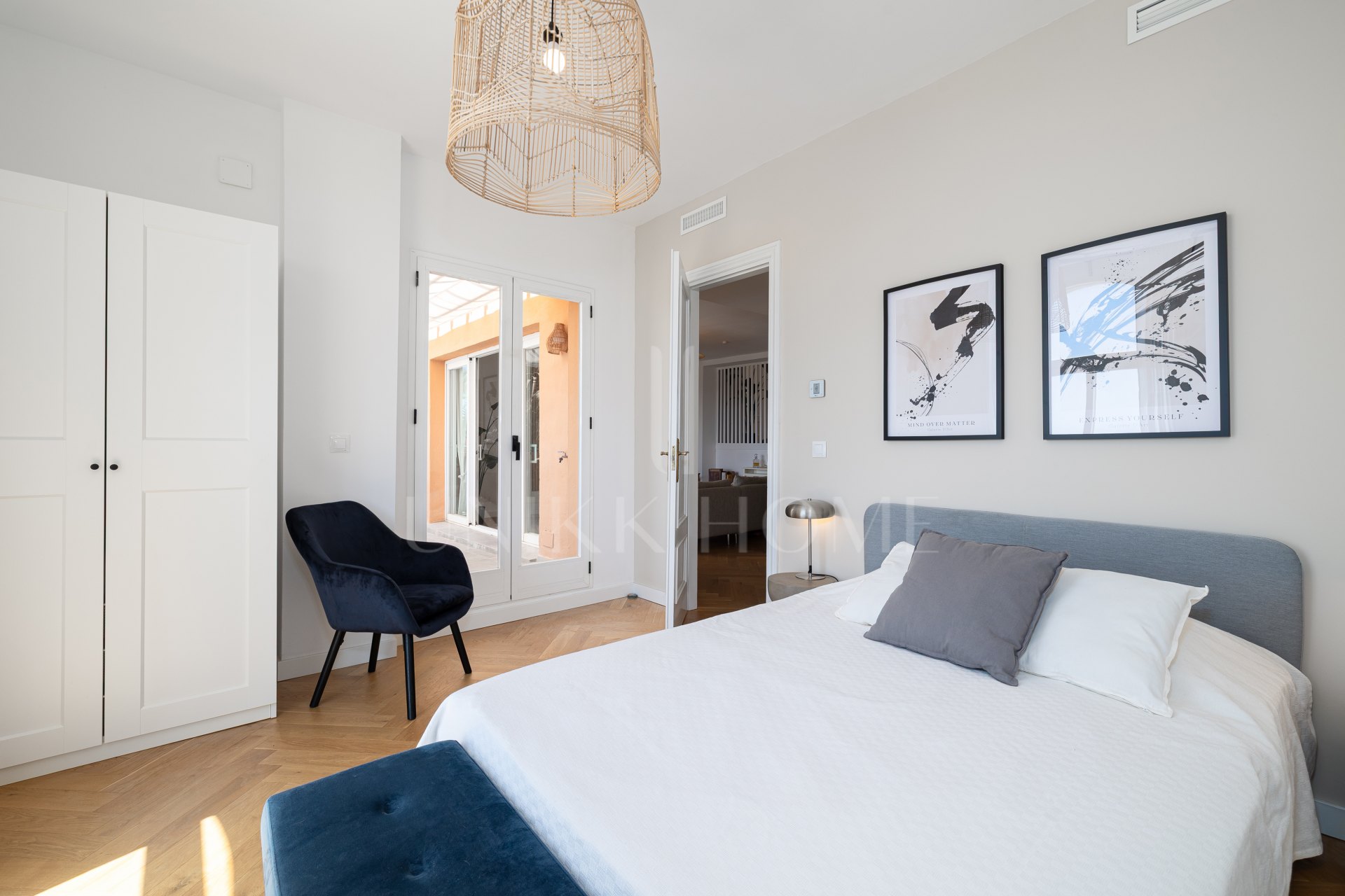 Penthouse for sale in Les Belvederes, Nueva Andalucia