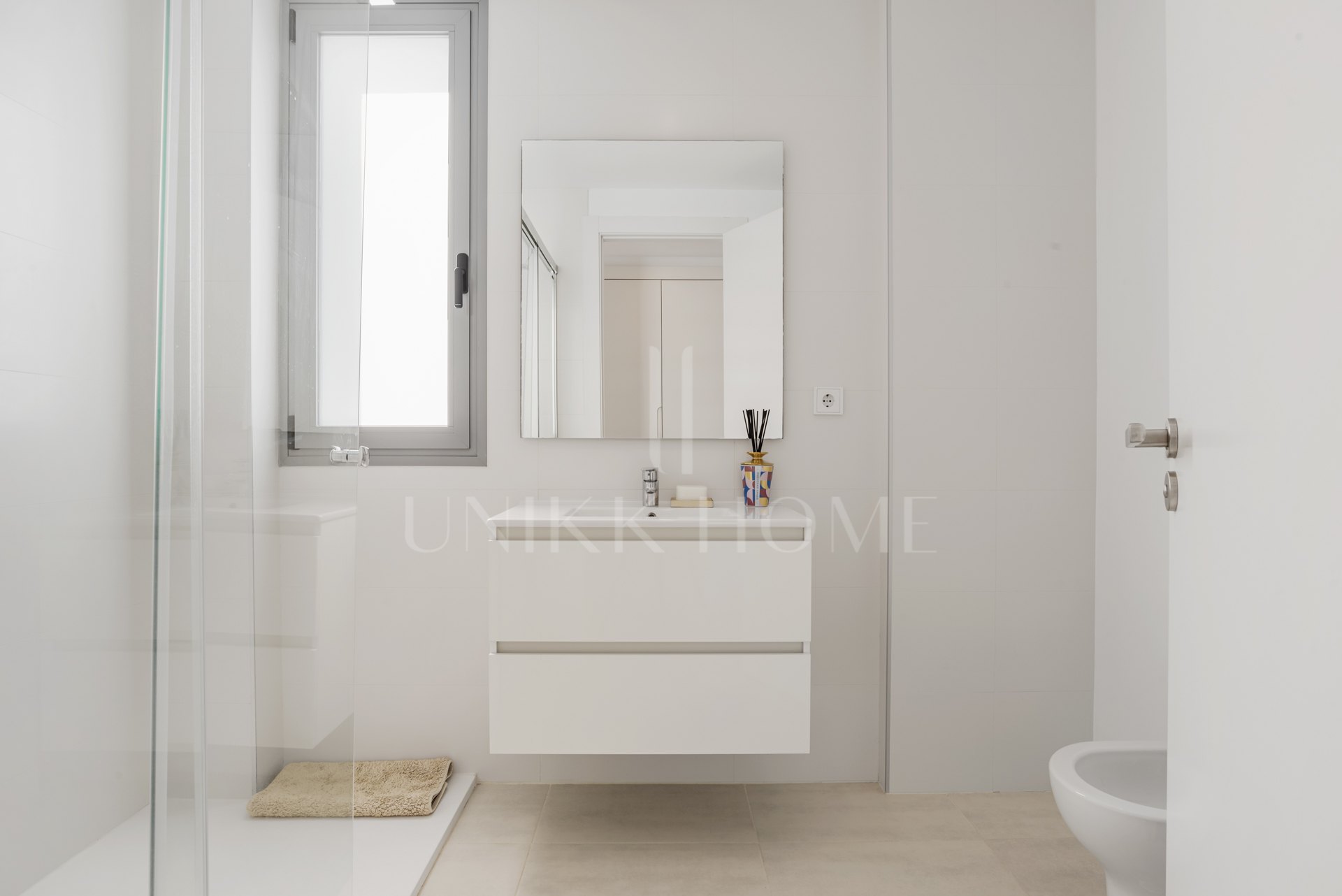 Ático en venta en Vanian Green Village, Estepona Este