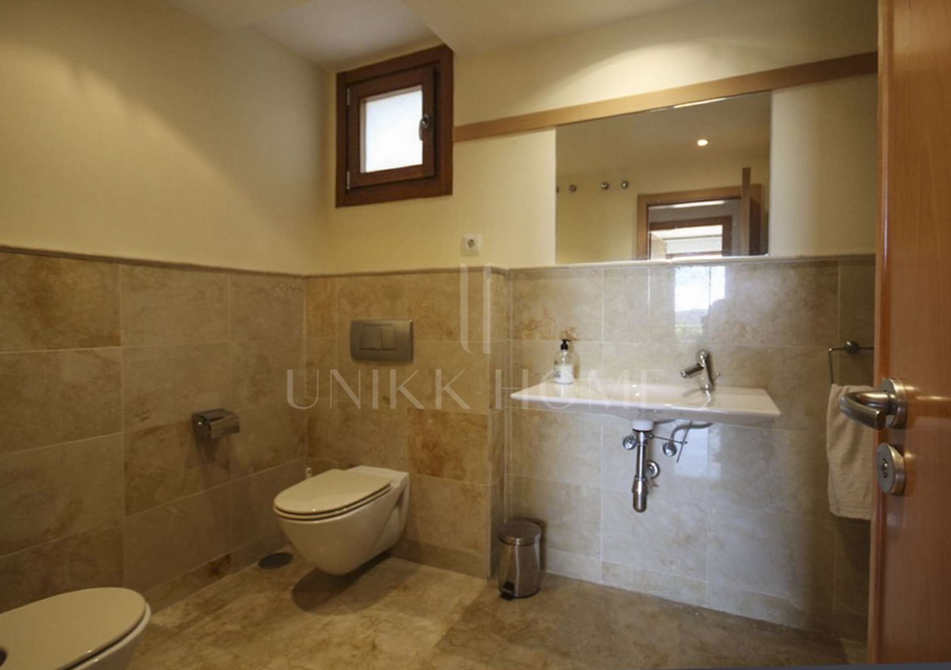 Apartamento Planta Baja en venta en Lomas de los Monteros, Marbella Este