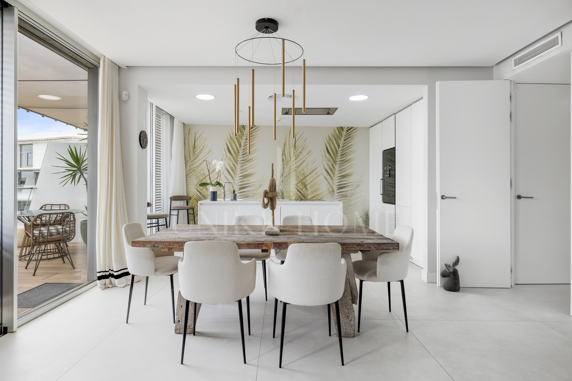 Apartamento en venta en The Edge, Estepona Oeste