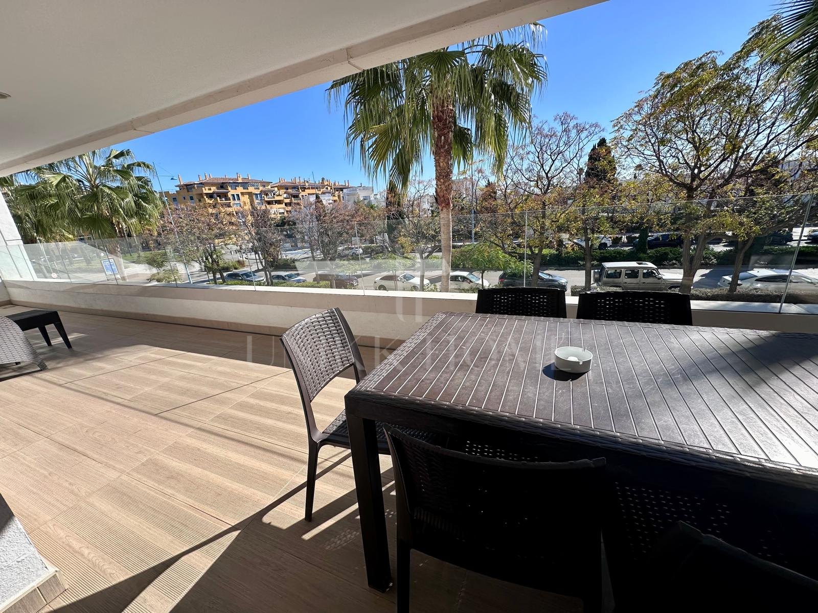Apartamento en venta en Cortijo Blanco, San Pedro de Alcantara