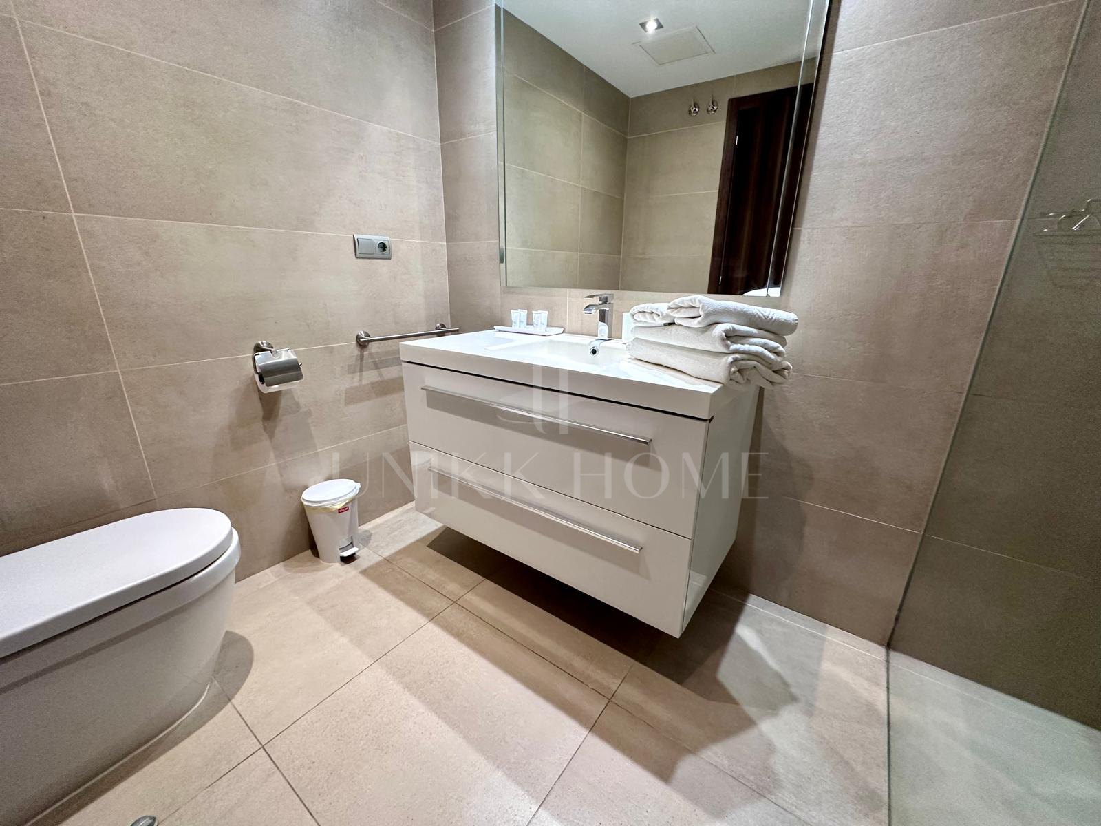 Apartamento en venta en Cortijo Blanco, San Pedro de Alcantara