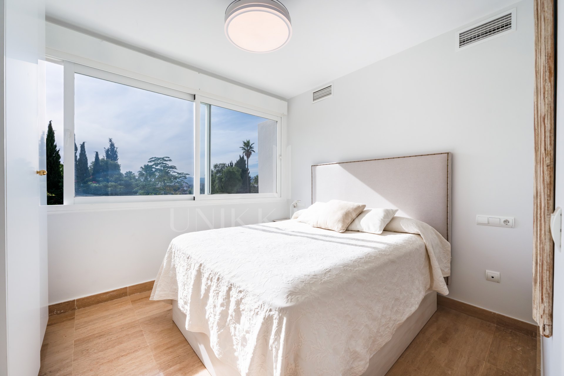 Apartamento en venta en Rio Real, Marbella Este