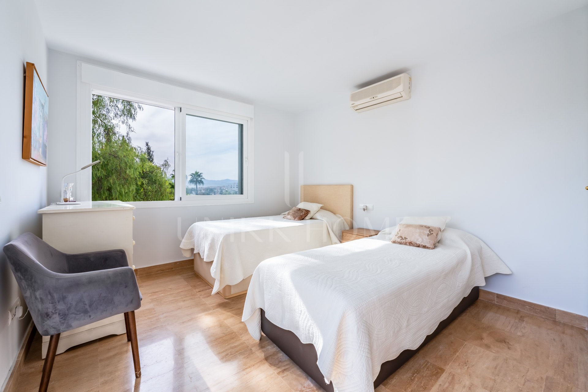 Apartamento en venta en Rio Real, Marbella Este