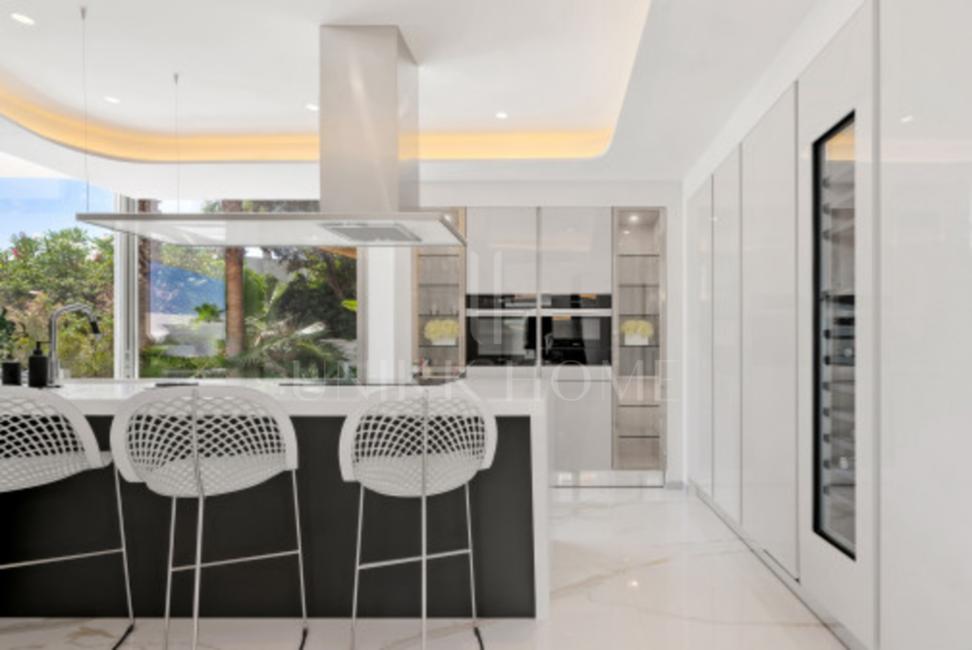 Villa en venta en Los Monteros Playa, Marbella Este