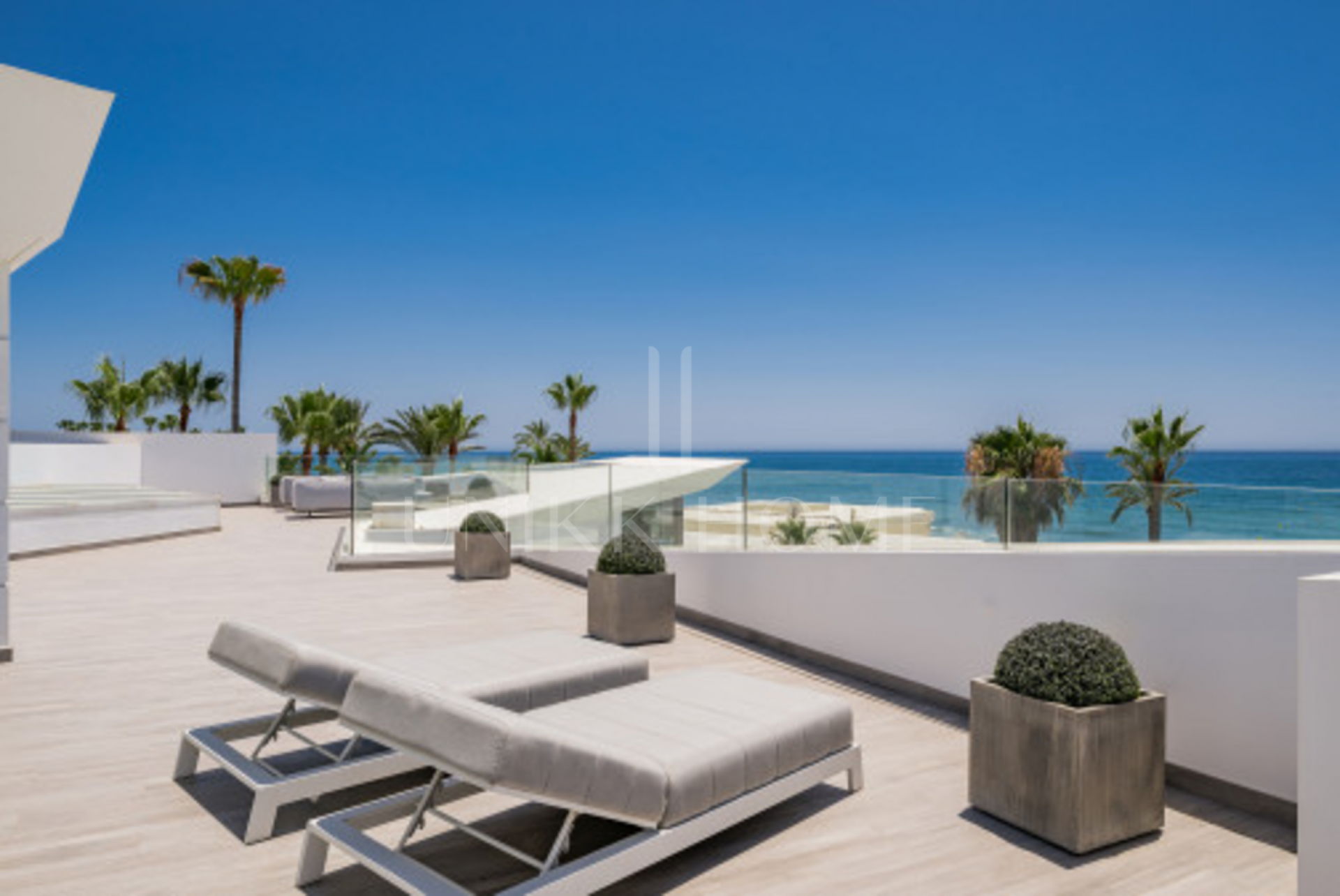 Villa en venta en Los Monteros Playa, Marbella Este