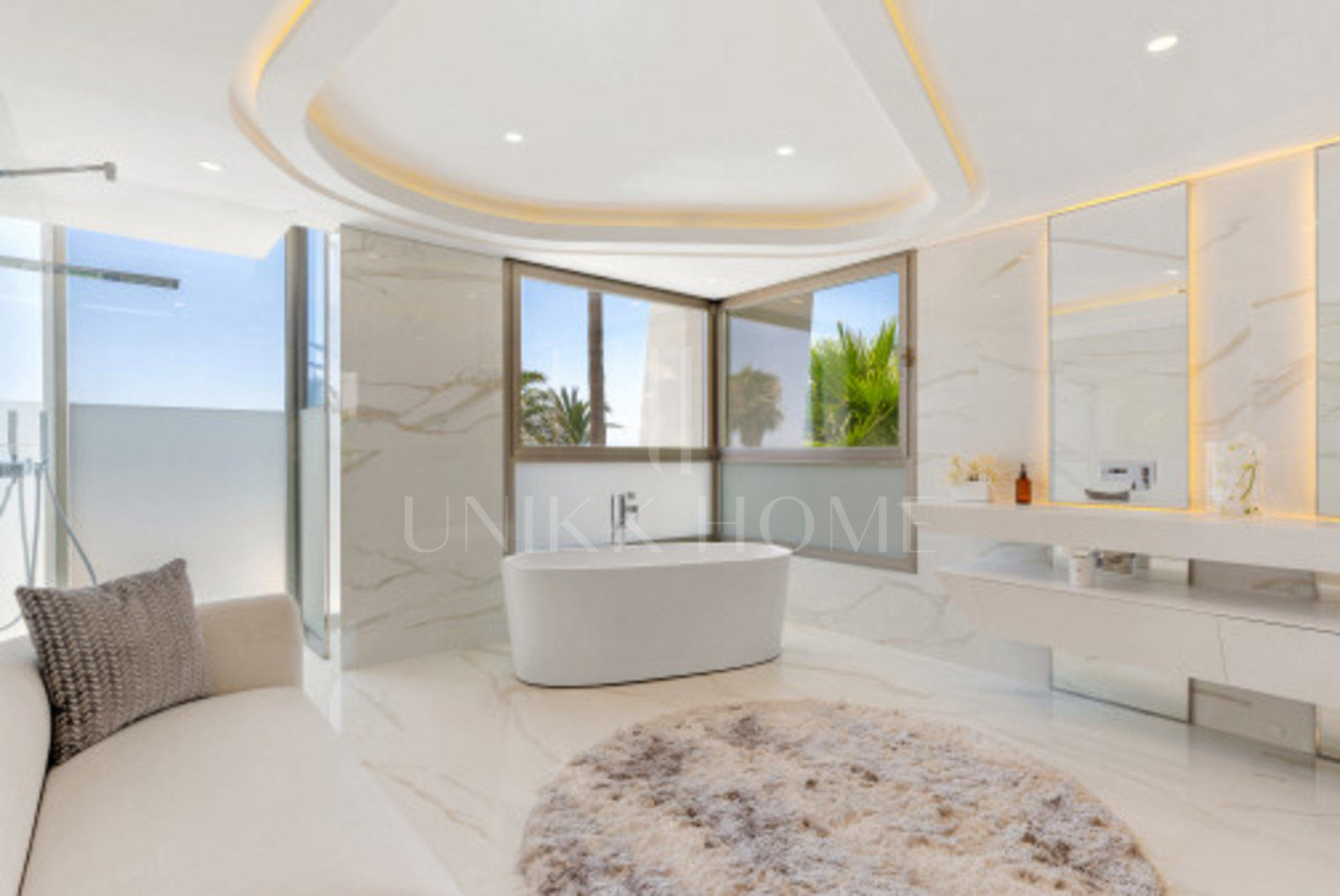 Villa en venta en Los Monteros Playa, Marbella Este