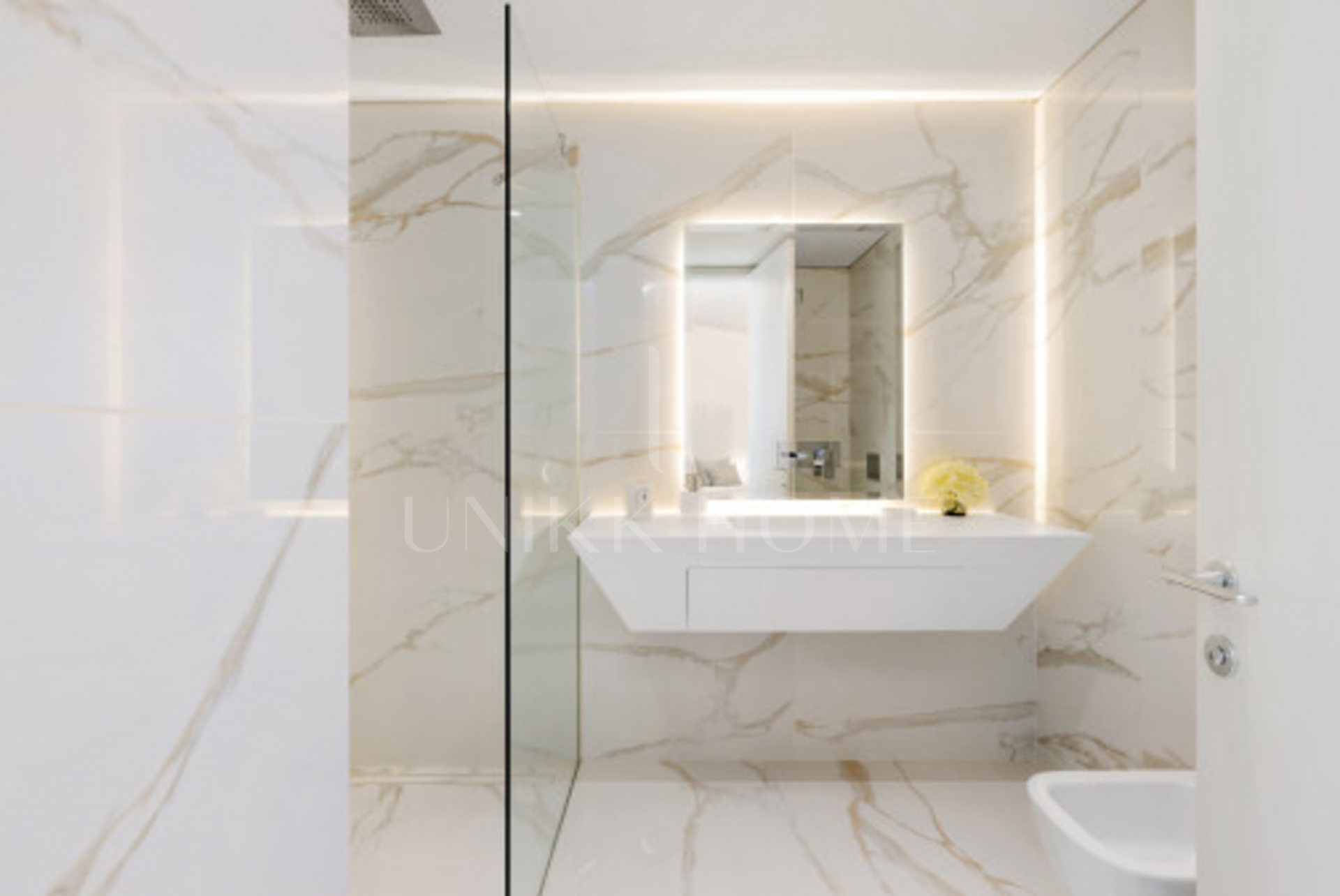 Villa en venta en Los Monteros Playa, Marbella Este