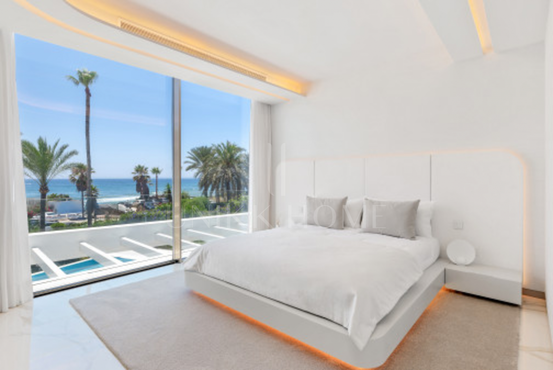 Villa en venta en Los Monteros Playa, Marbella Este