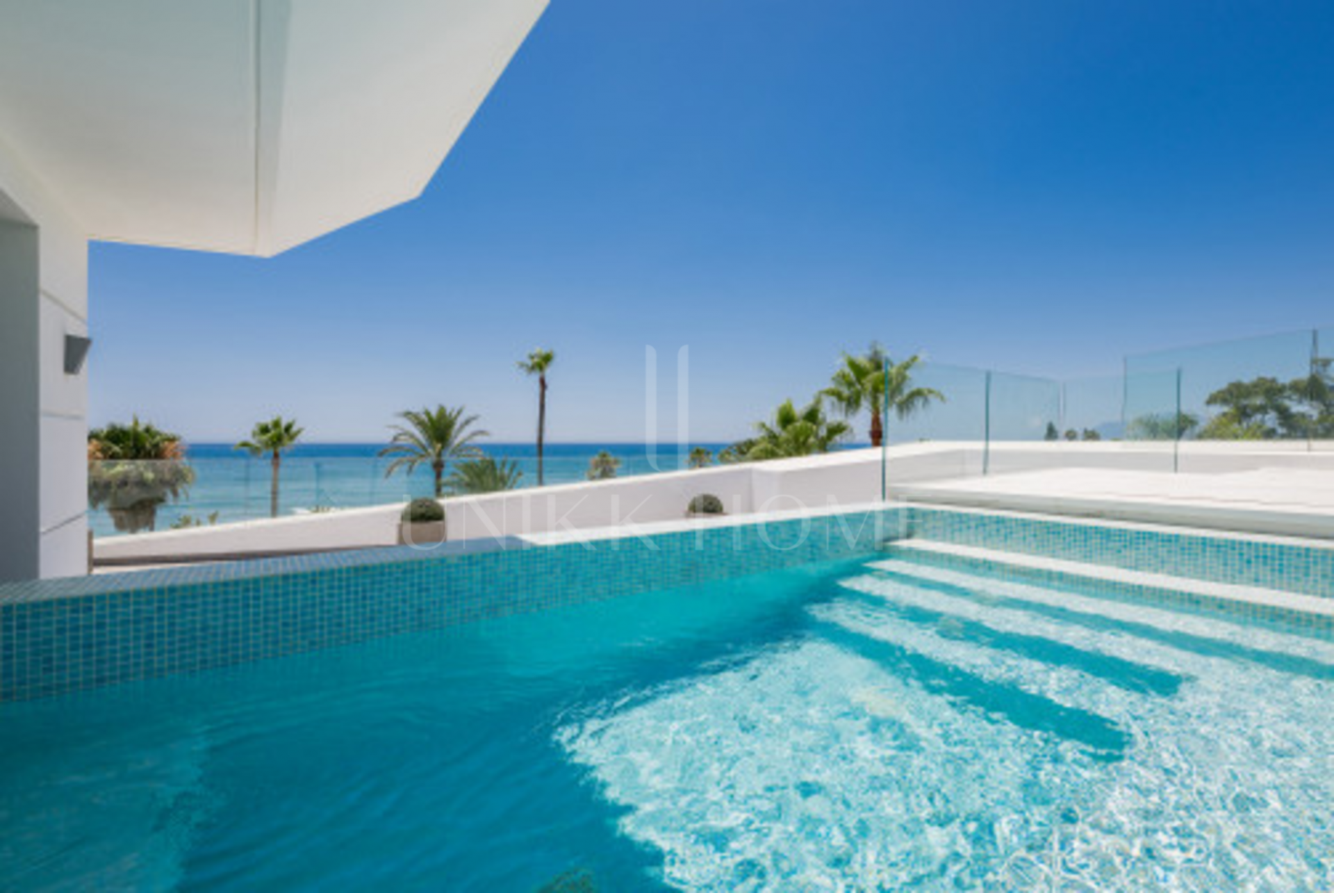 Villa en venta en Los Monteros Playa, Marbella Este