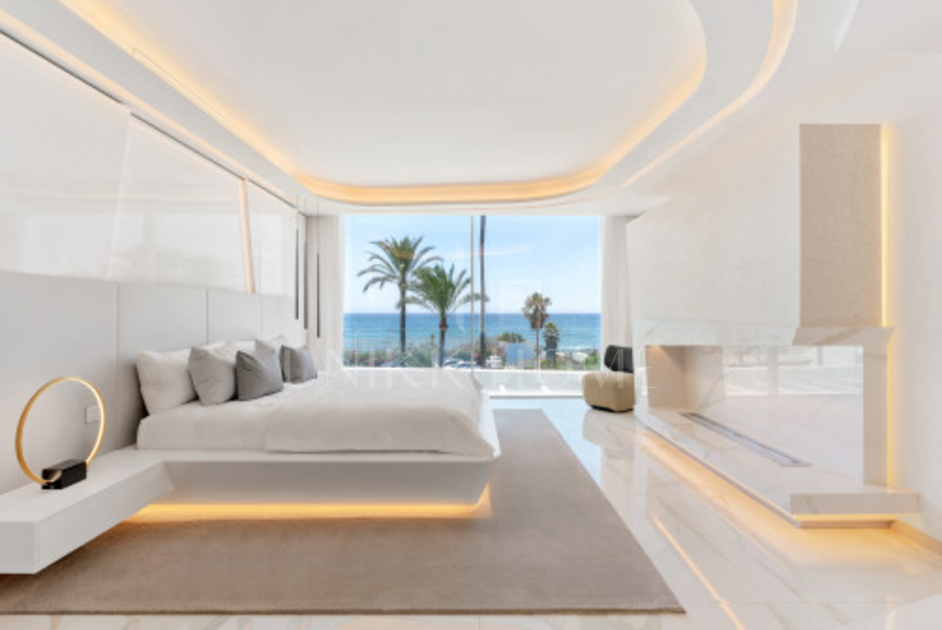 Villa en venta en Los Monteros Playa, Marbella Este