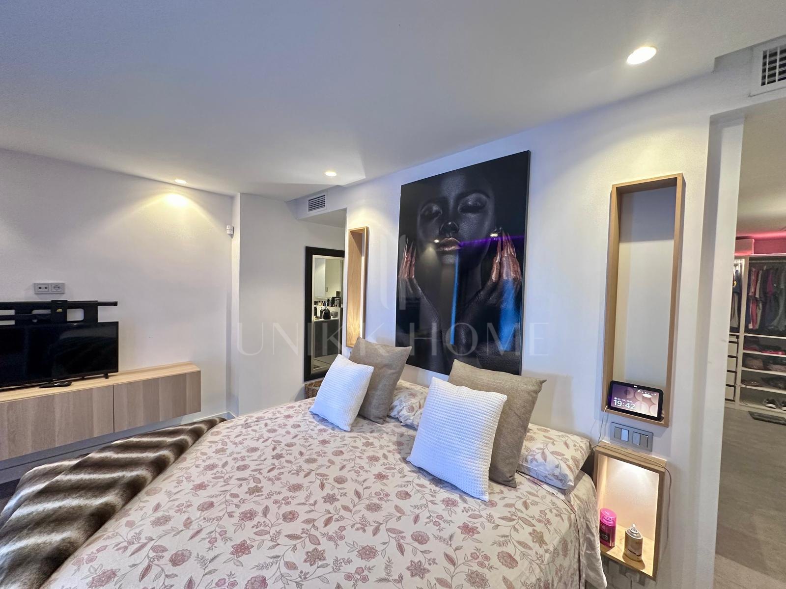 MODERNO APARTAMENTO BAJO - TOTALMENTE REFORMADO Y CON PISCINA PRIVADA.