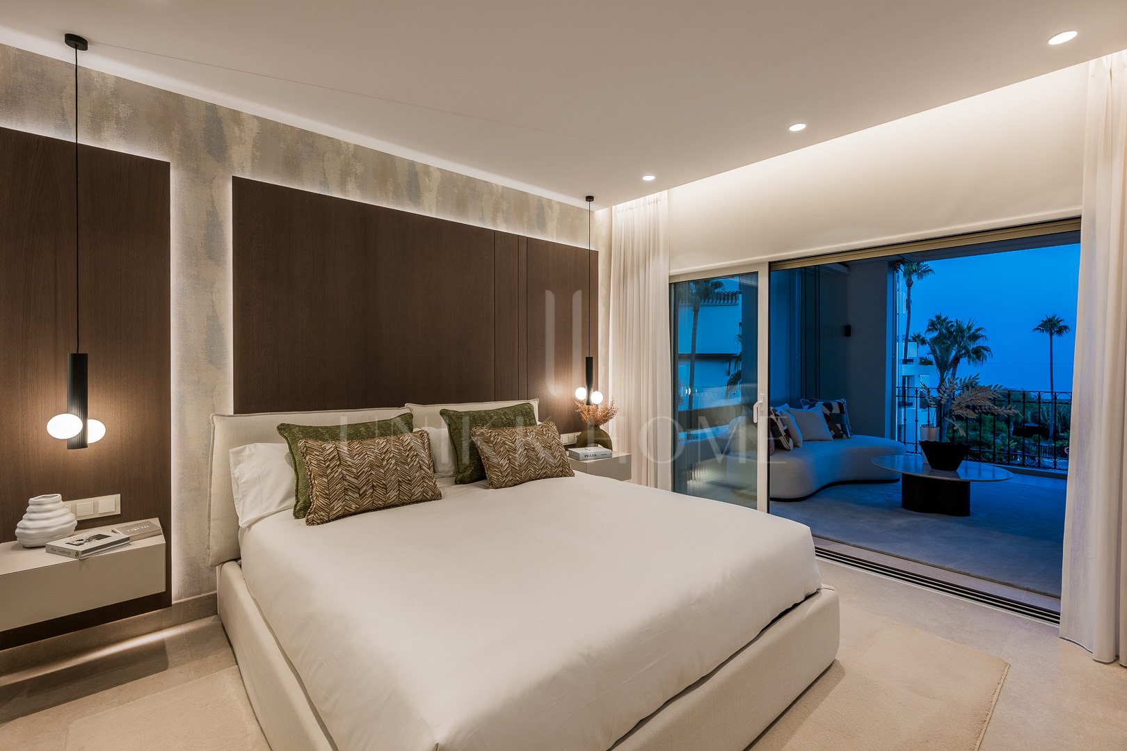 Apartamento completamente renovado en Bahía del Valerin