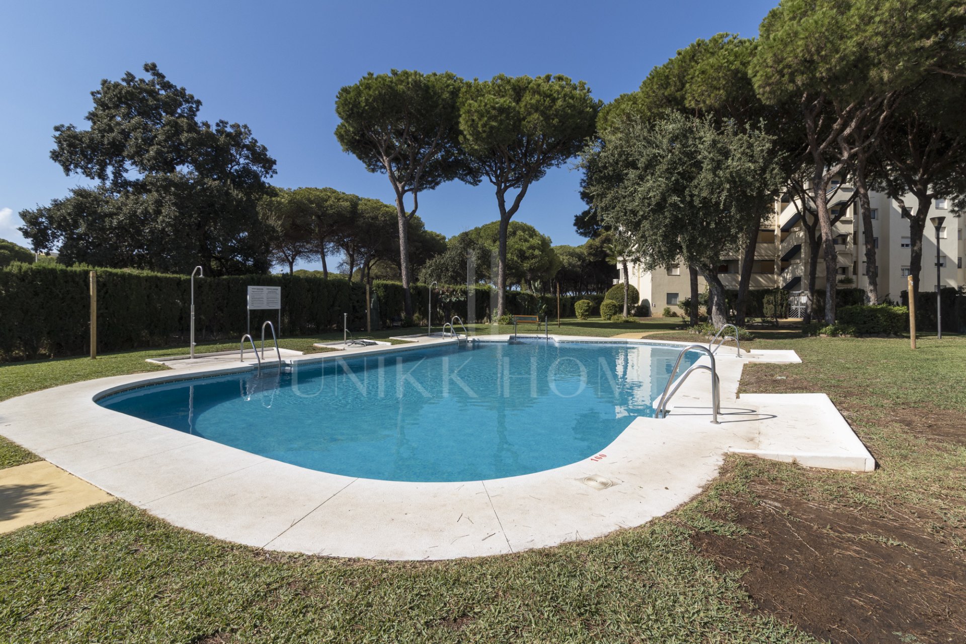 Apartamento Planta Baja en venta en El Romeral de Calahonda