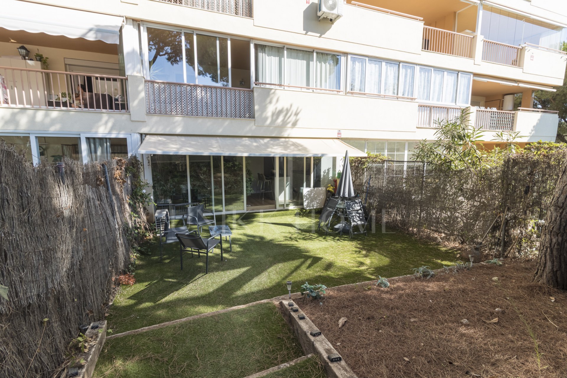 Apartamento Planta Baja en venta en El Romeral de Calahonda