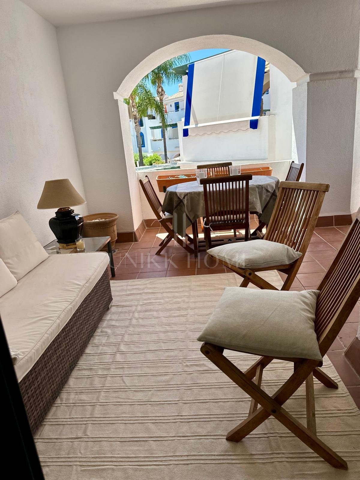 COMPLEJO UBICADO EN 1RA LINEA DE PLAYA!