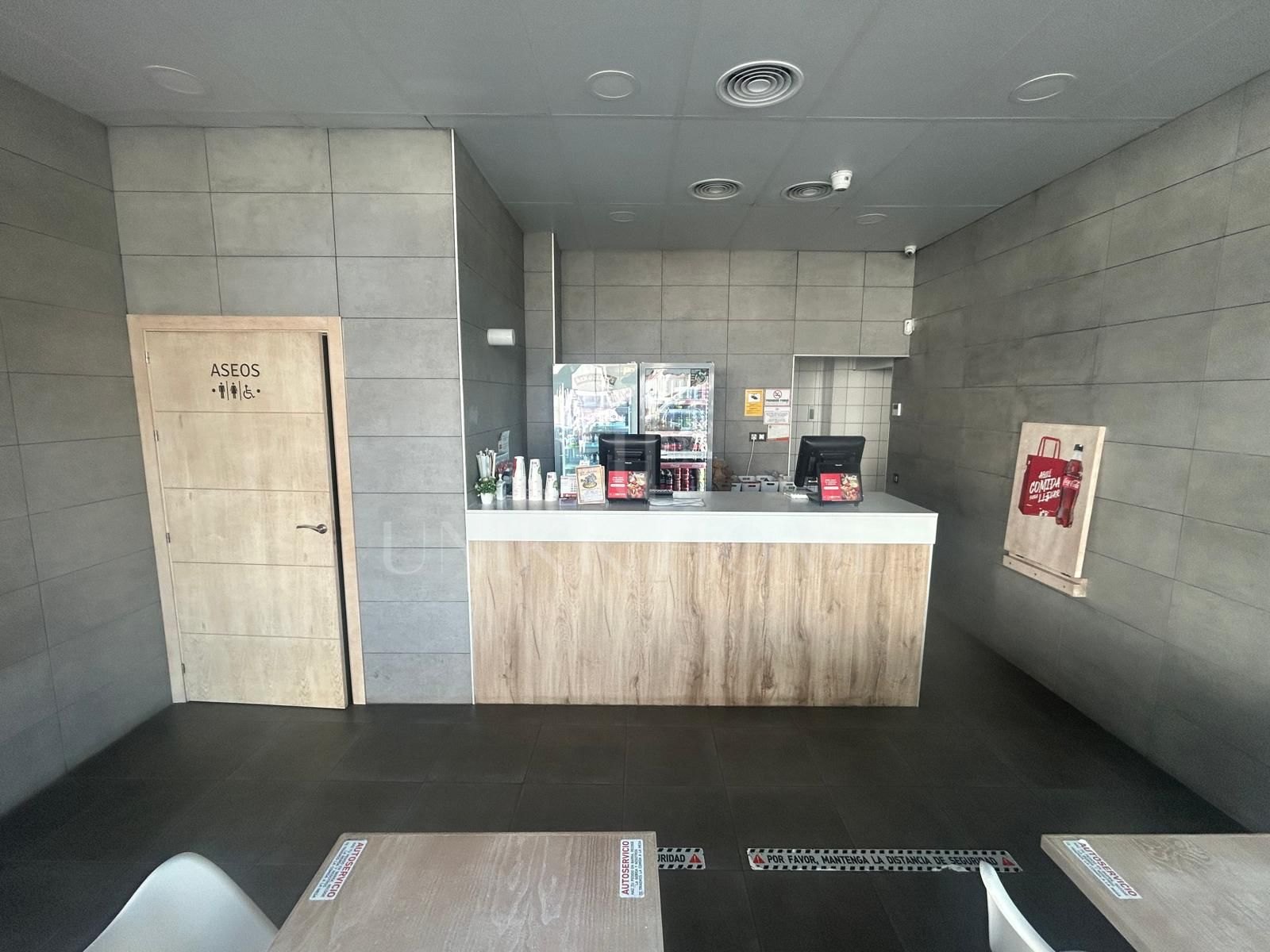 Bar for sale in Estepona Centre, Estepona Town