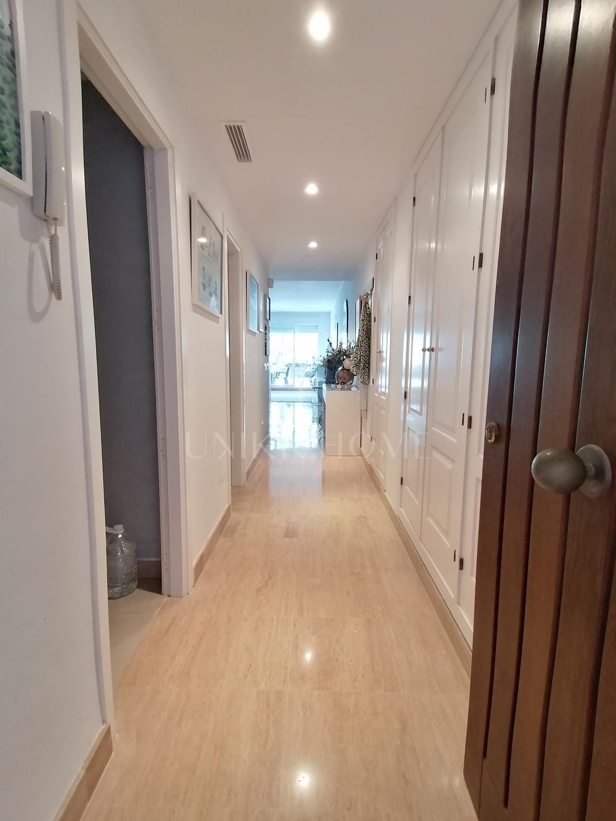 Estudio en venta en Rio Real, Marbella Este