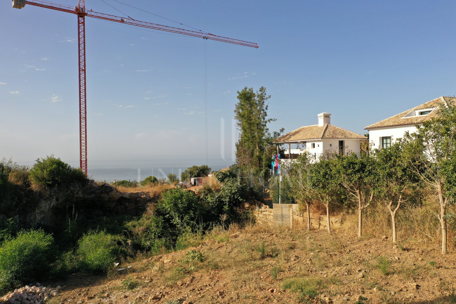 Plot for sale in Cascada de Camojan, Marbella Golden Mile