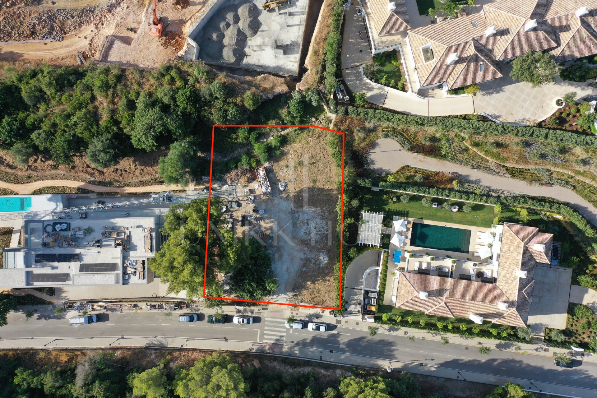 Plot for sale in Cascada de Camojan, Marbella Golden Mile