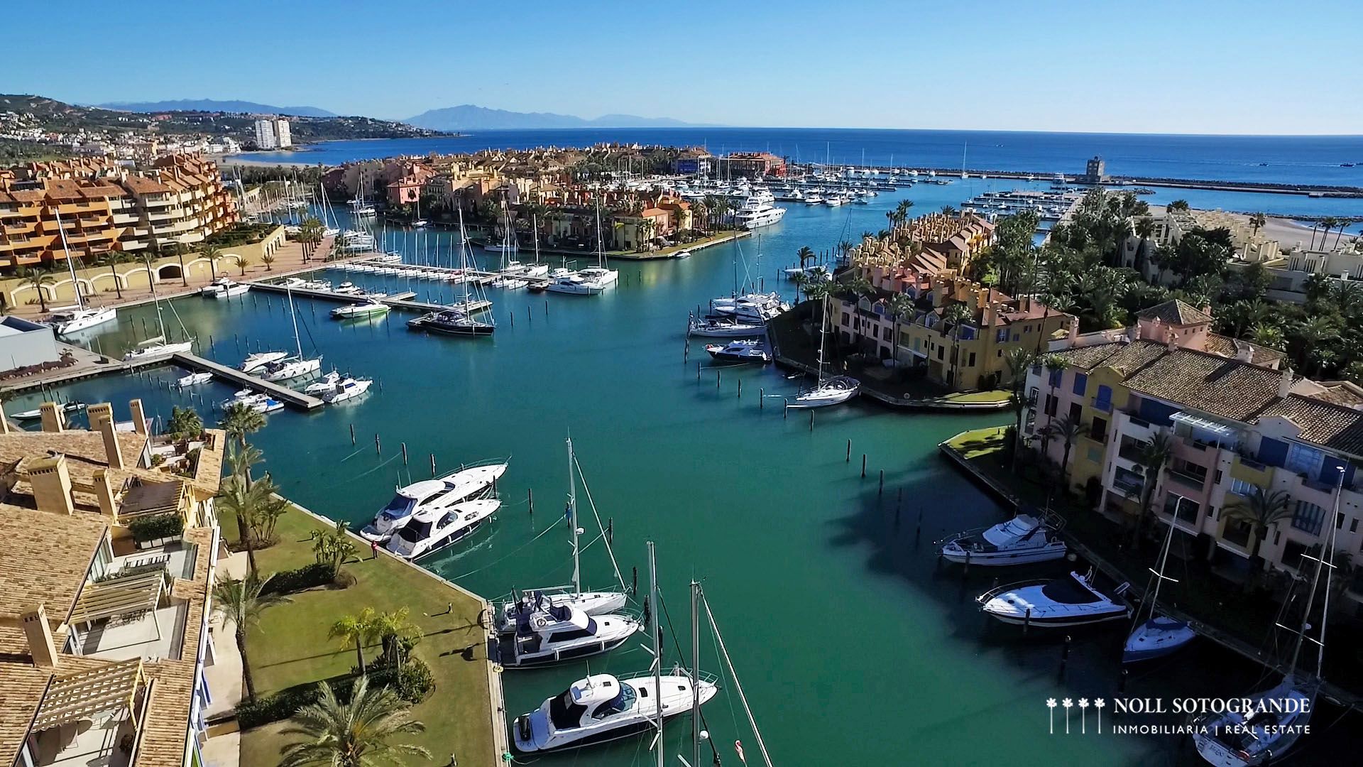 puerto-deportivo-marina-noll-sotogrande-inmobiliaria-ene-2020-drone-view