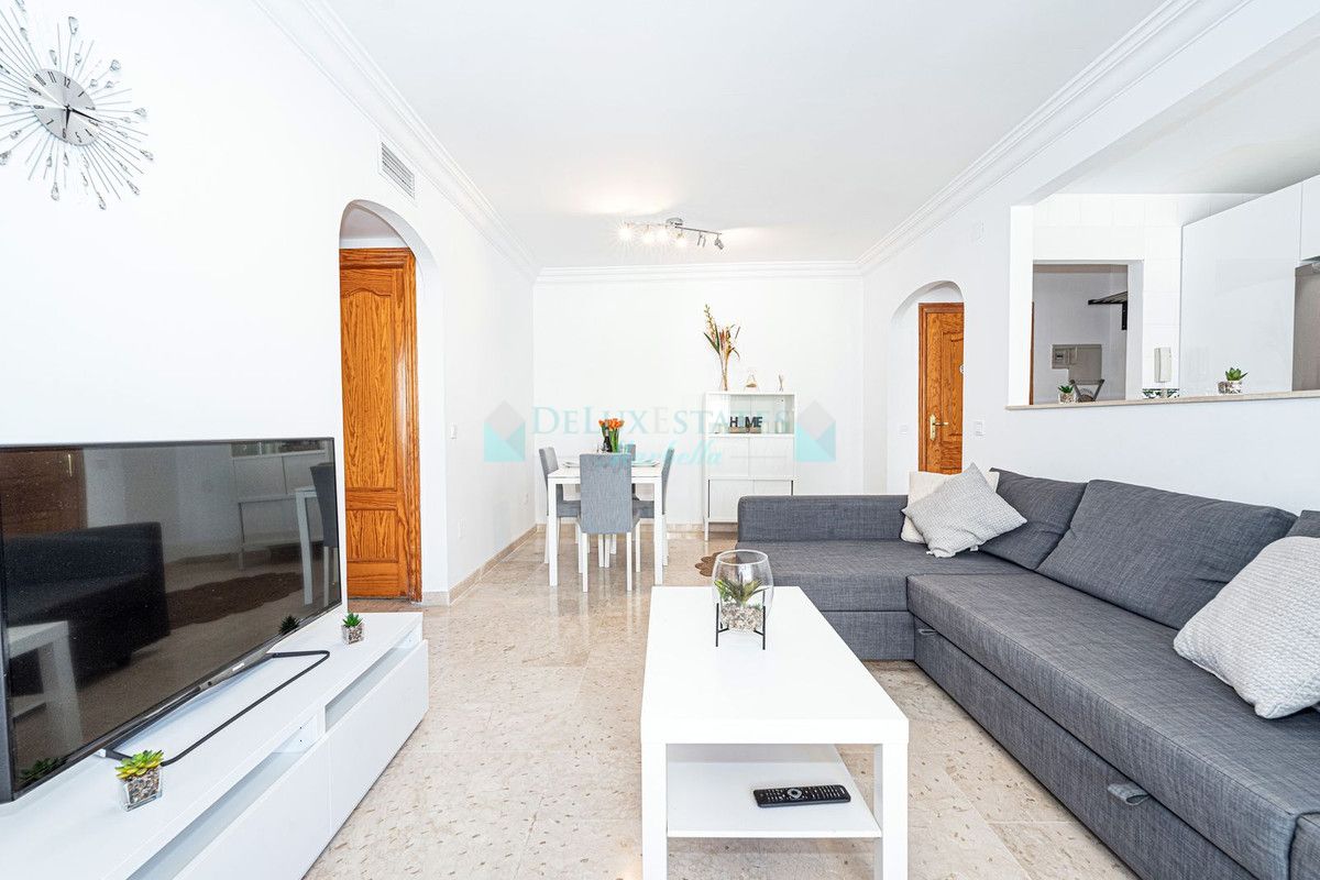 Apartamento en venta en Estepona