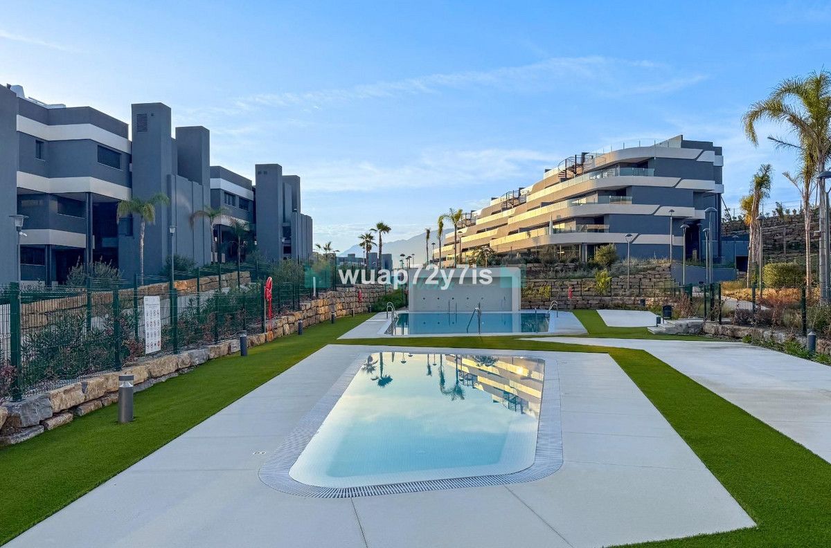 Apartamento Planta Baja en venta en Selwo, Estepona