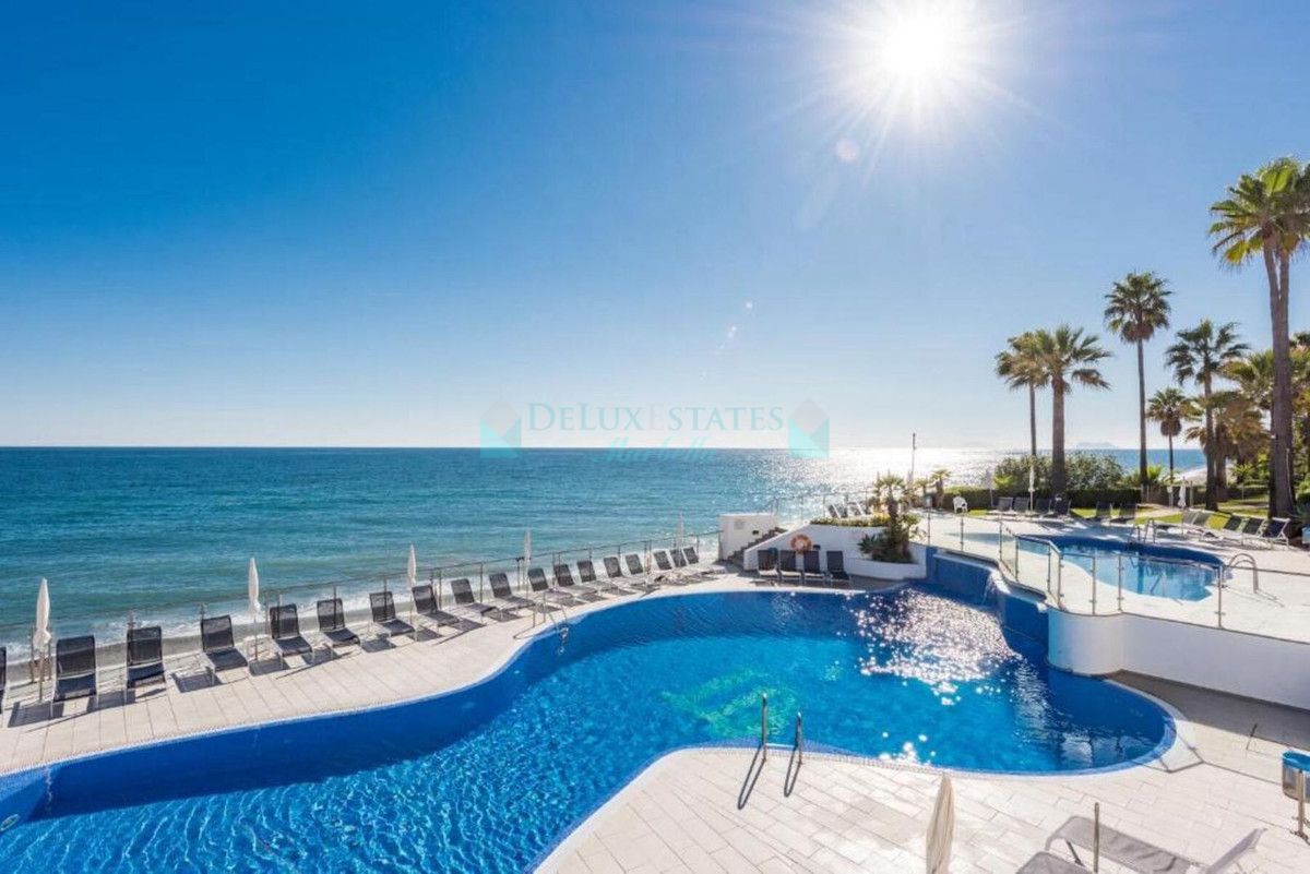 Apartment for sale in Estepona