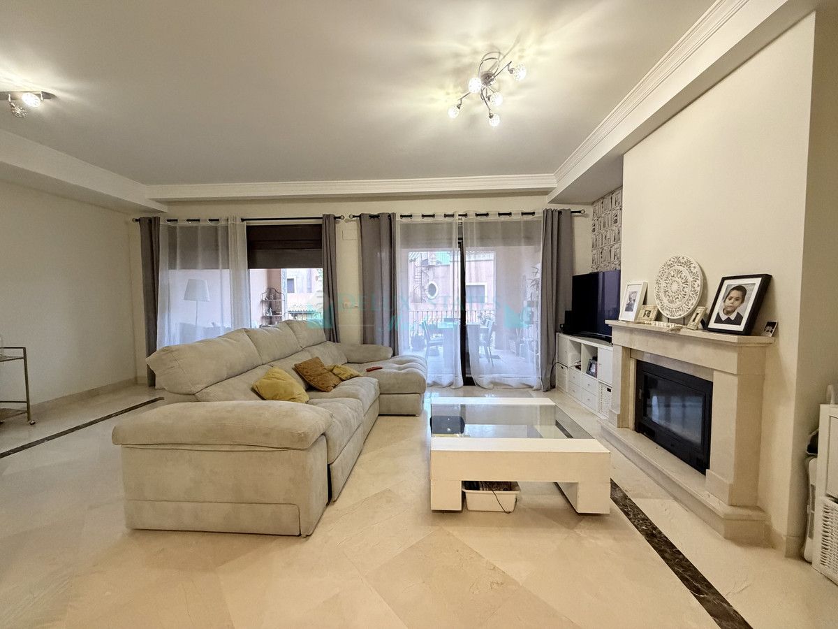 Semi Detached Villa for sale in Estepona