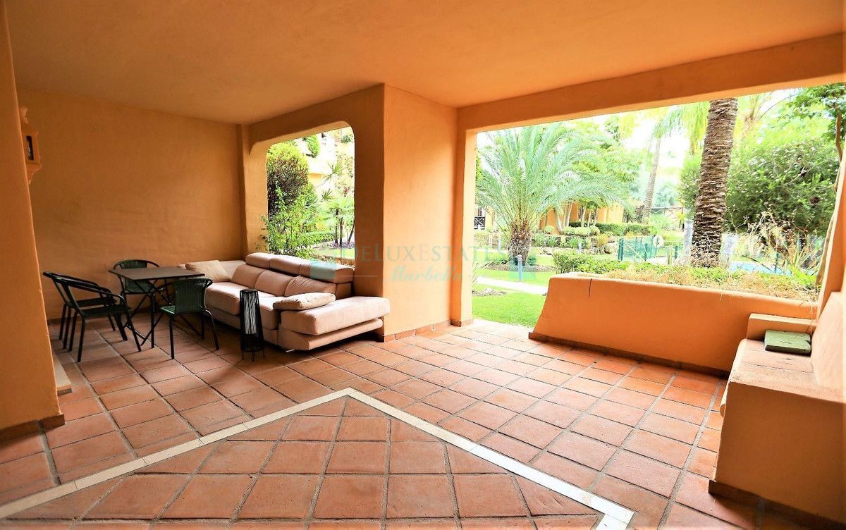 Ground Floor Apartment for rent in El Paraiso, Estepona