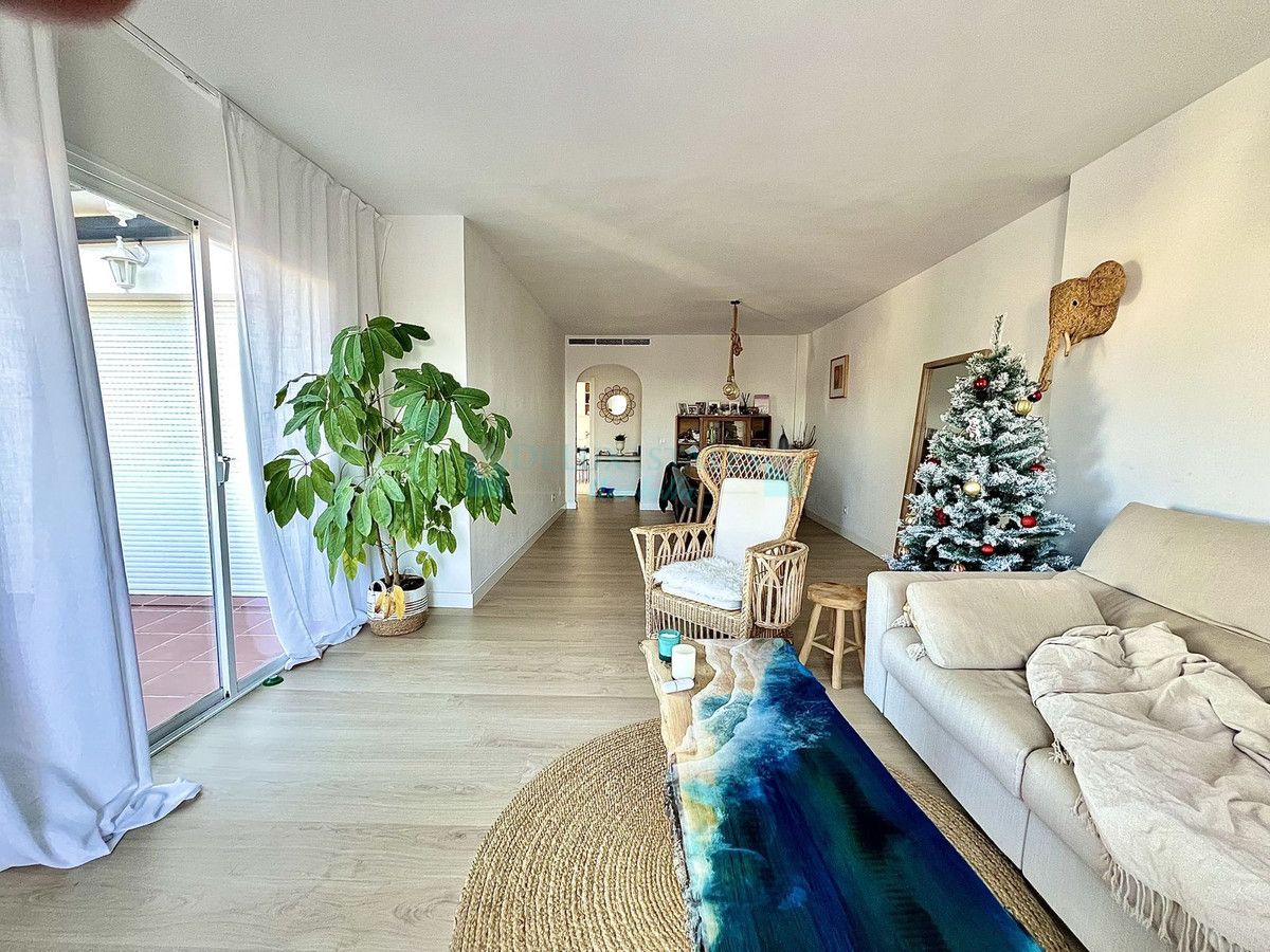 Penthouse for sale in Bel Air, Estepona