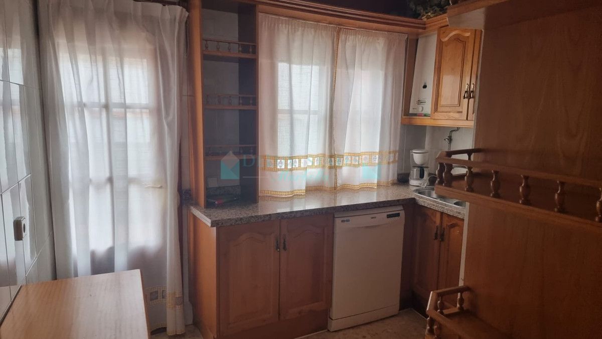 Penthouse for sale in Estepona