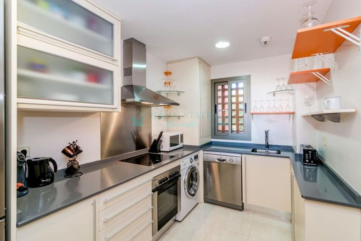 Apartment for sale in Selwo, Estepona