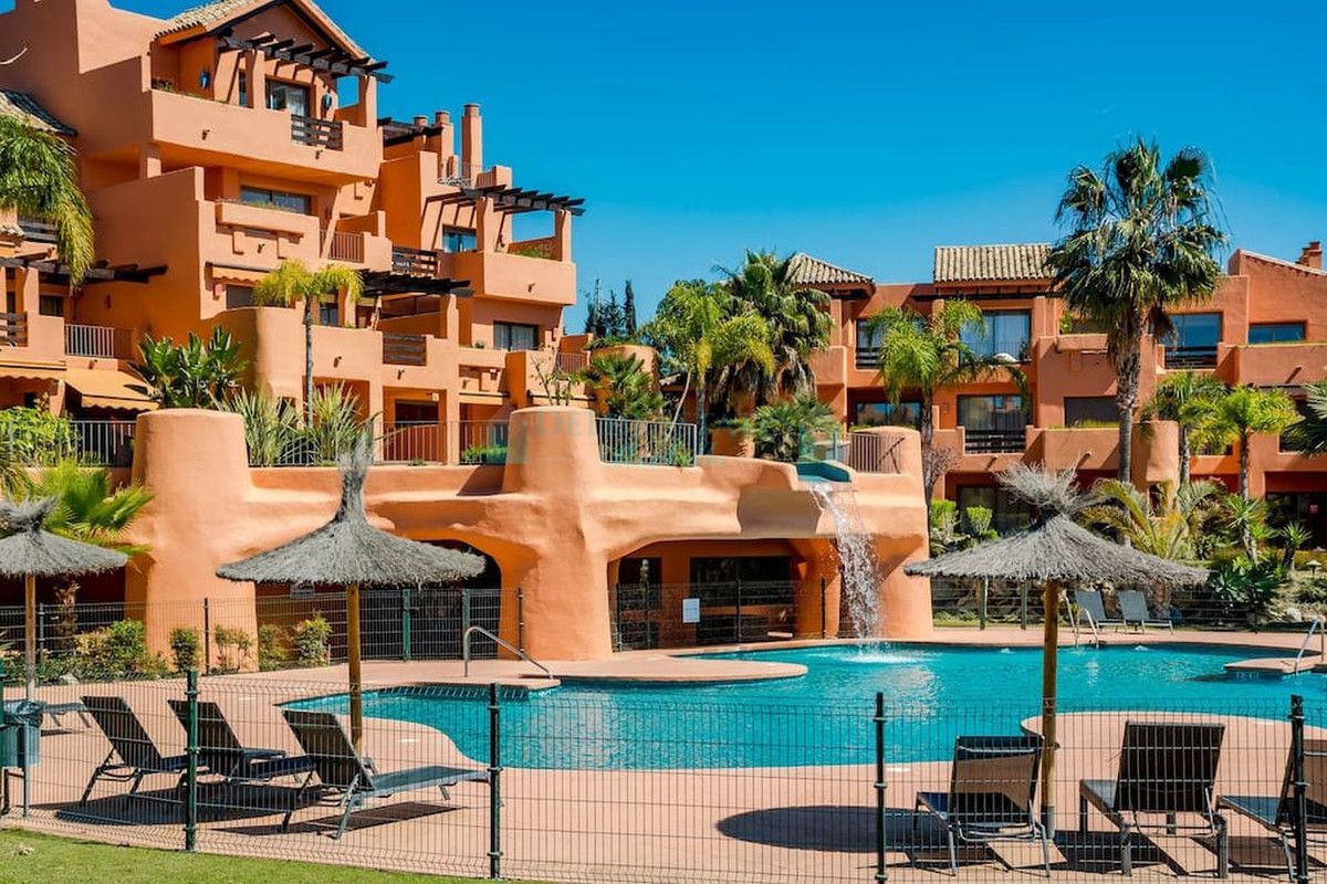 Apartment for sale in Selwo, Estepona