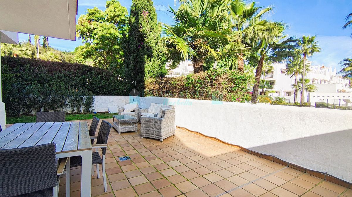 Apartamento Planta Baja en venta en Selwo, Estepona