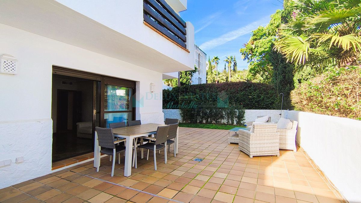 Apartamento Planta Baja en venta en Selwo, Estepona