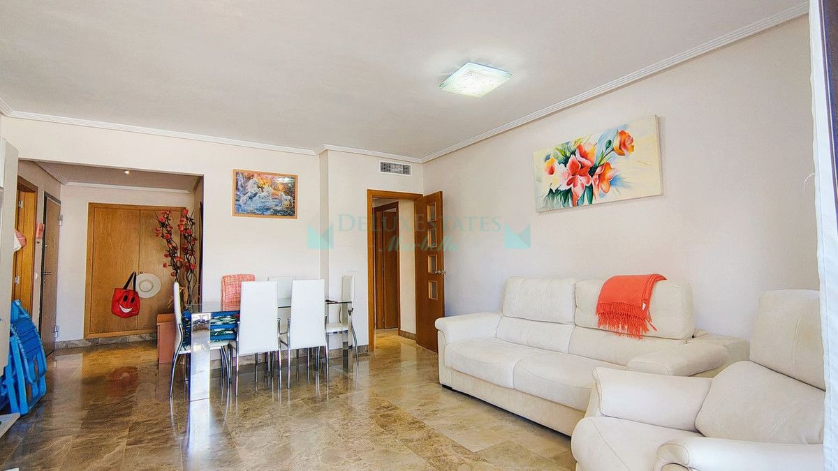 Apartamento Planta Baja en venta en Selwo, Estepona
