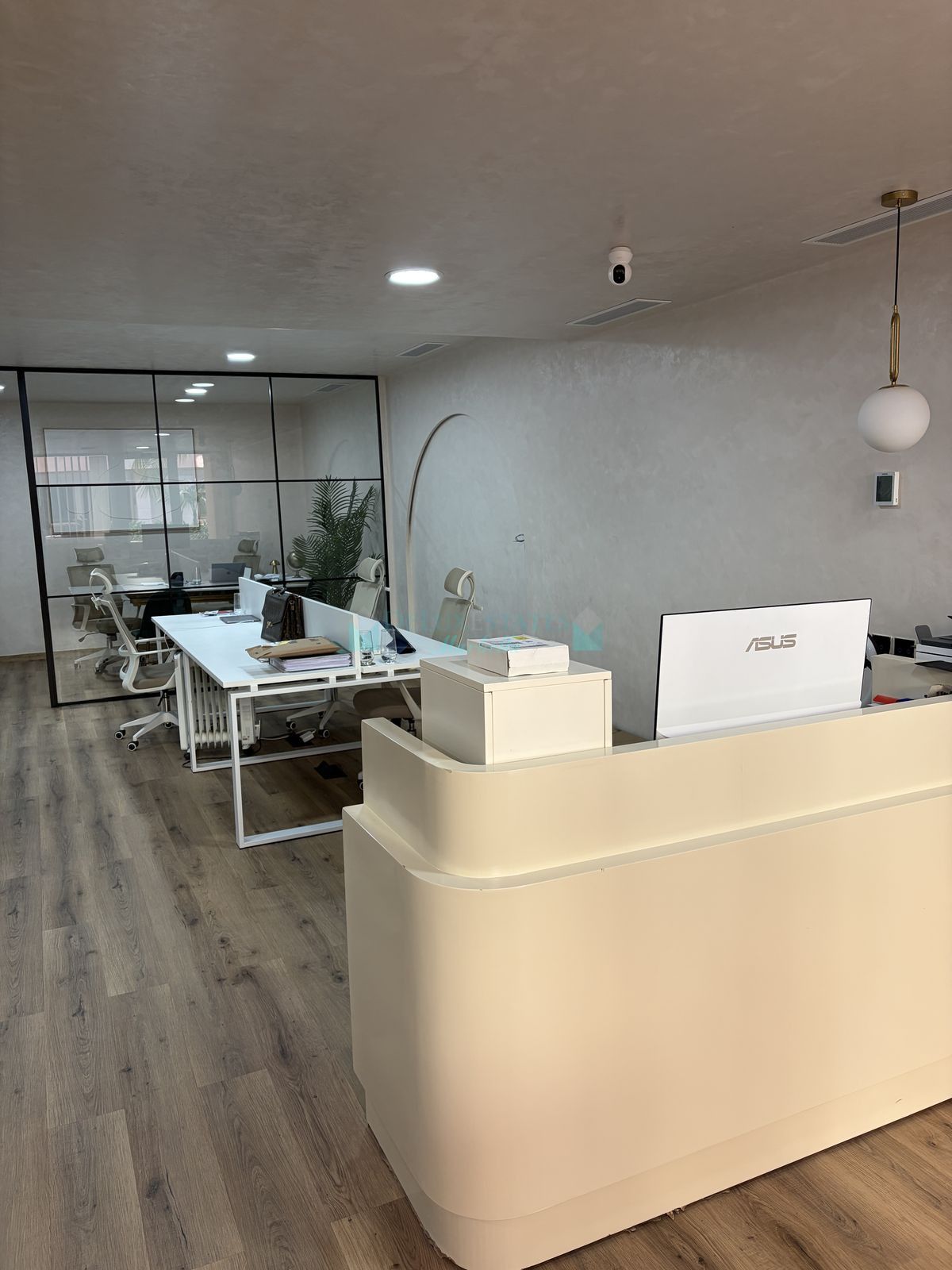 Oficina en alquiler en Nueva Andalucia