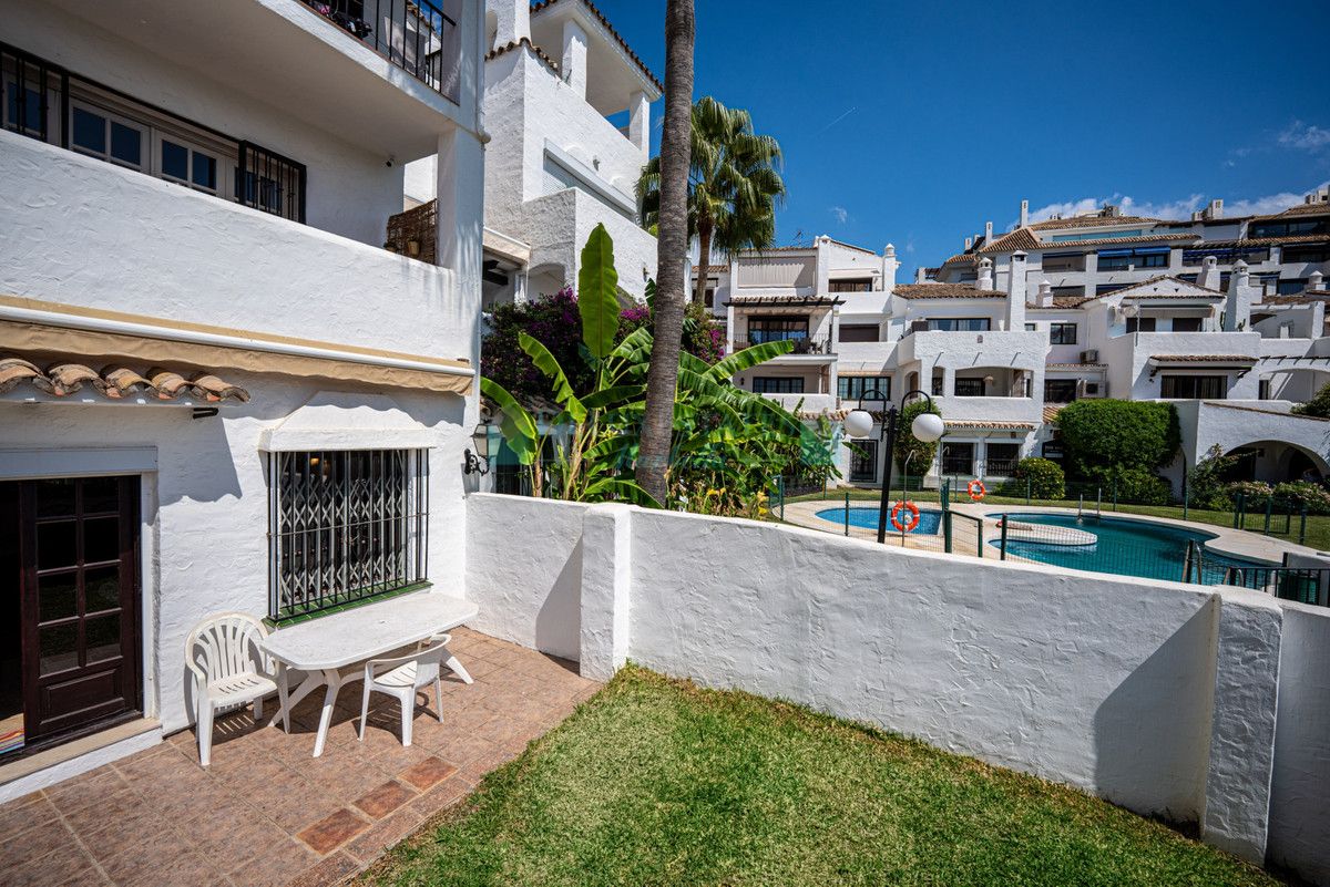 Apartamento Planta Baja en venta en Marbella - Puerto Banus