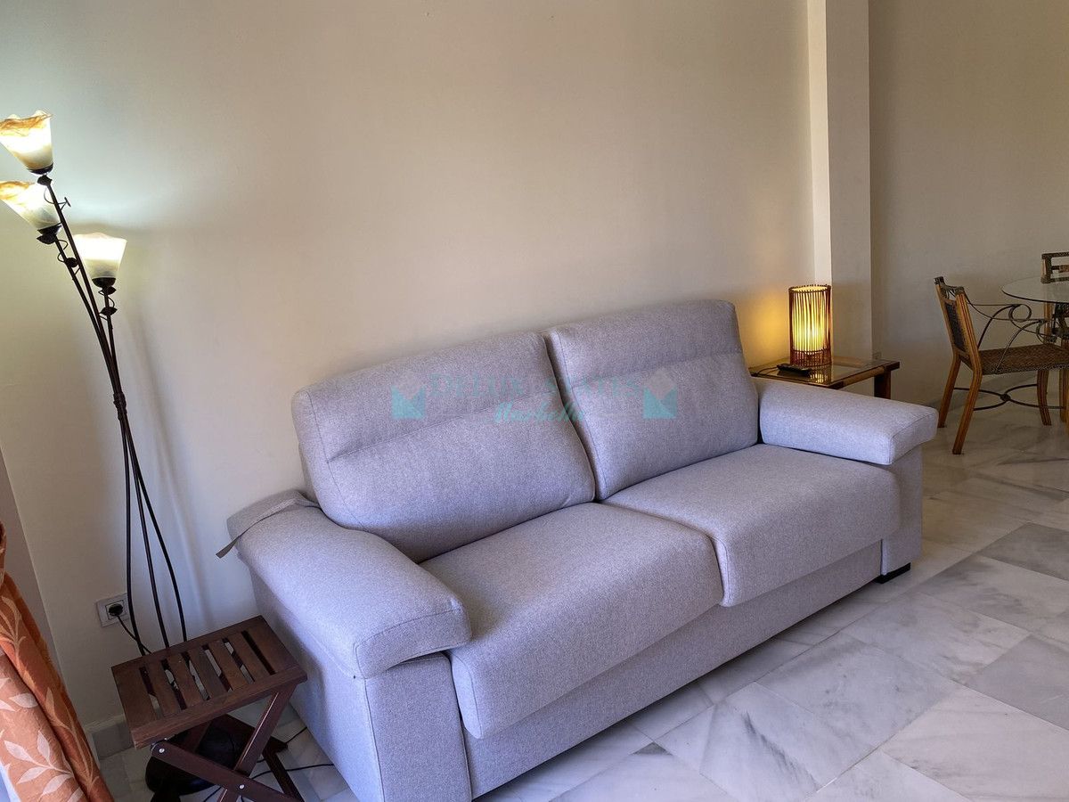 Apartamento en alquiler en Estepona