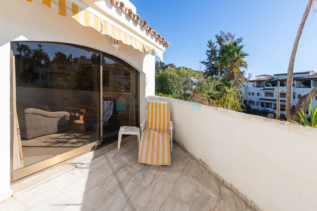 Apartamento en venta en Elviria, Marbella Este