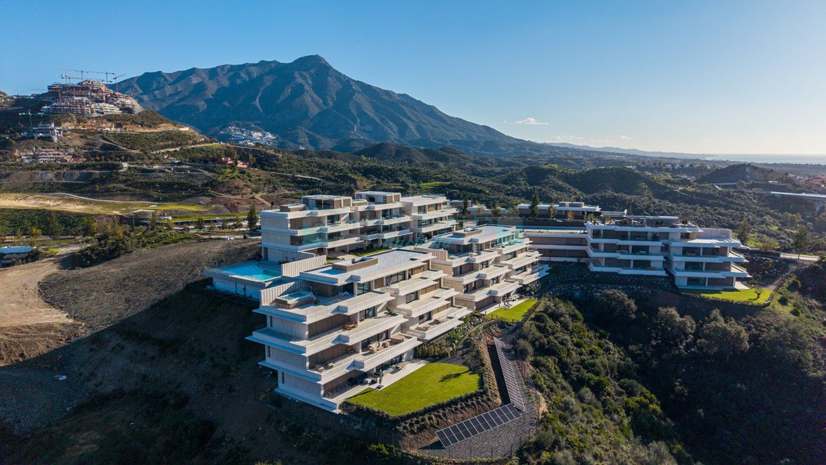 Apartment for sale in Benahavis