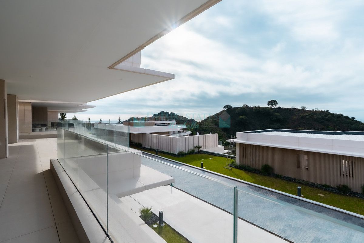 Apartamento en venta en Benahavis