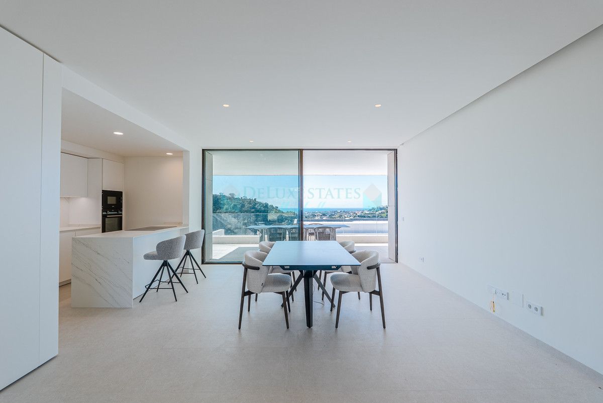 Apartment for sale in Benahavis