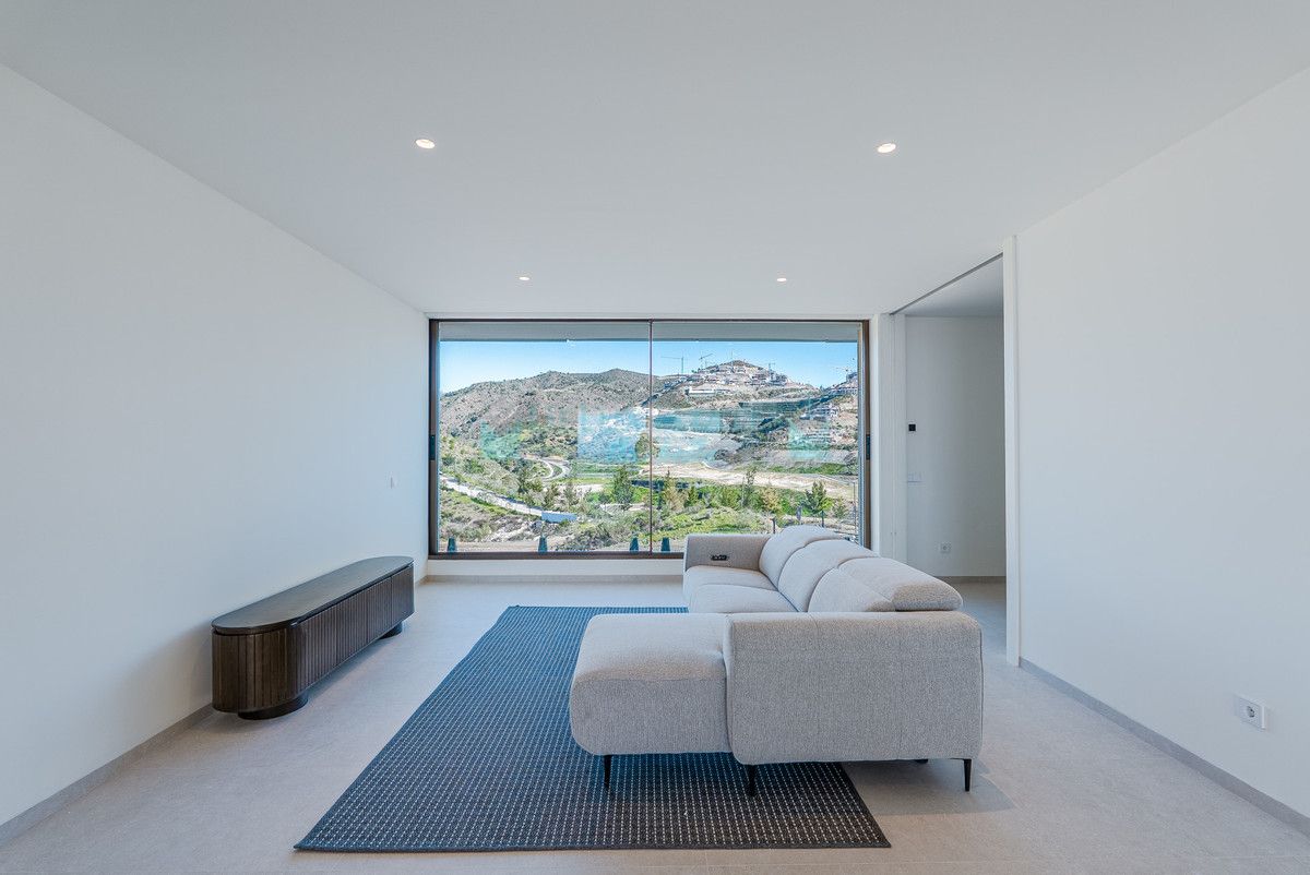 Apartment for sale in Benahavis