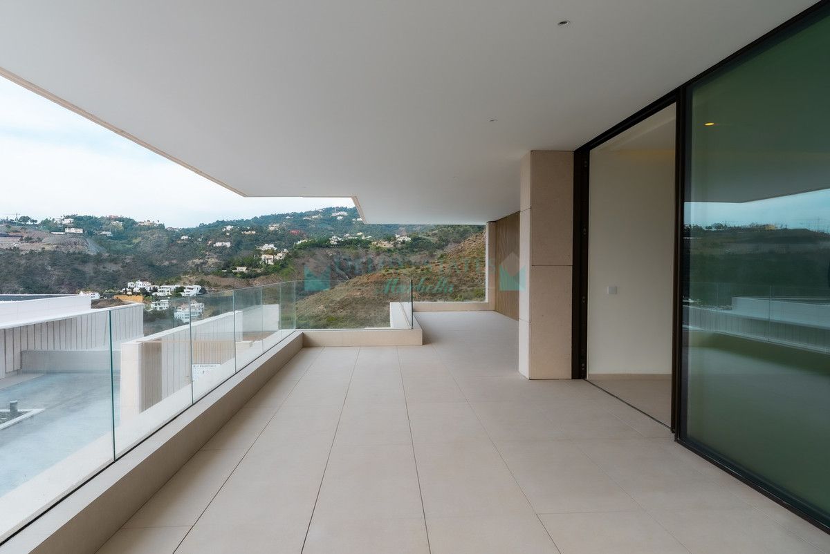 Apartamento en venta en Benahavis