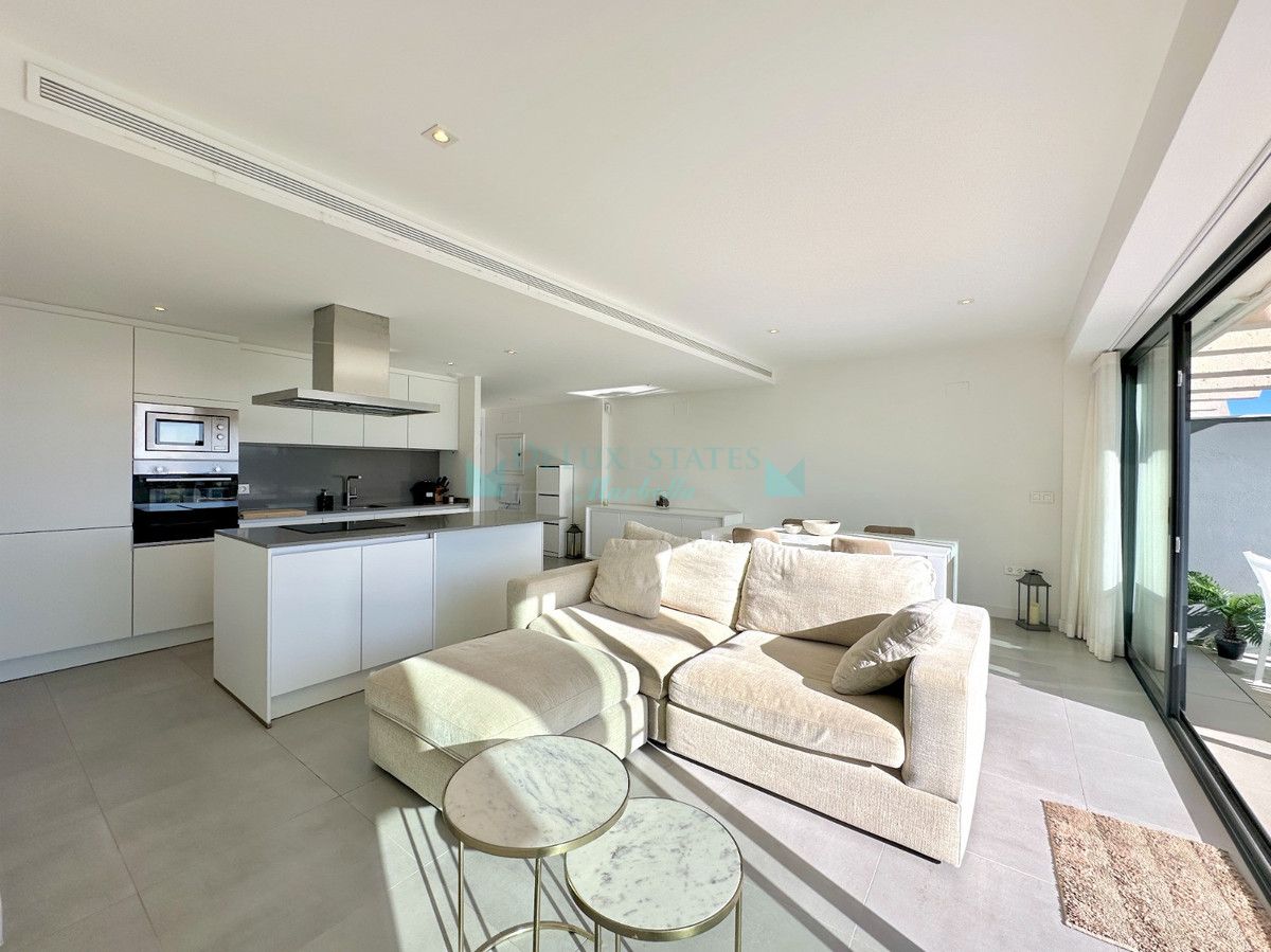 Apartment for sale in Estepona