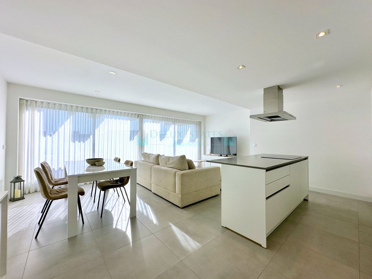 Apartment for sale in Estepona