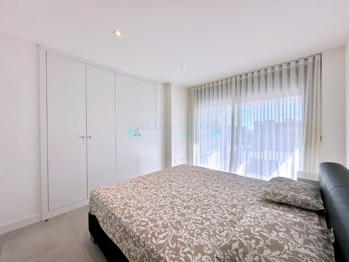 Apartment for sale in Estepona